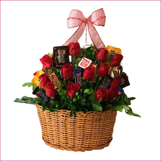 Canasta 24 Rosas y Chocolate